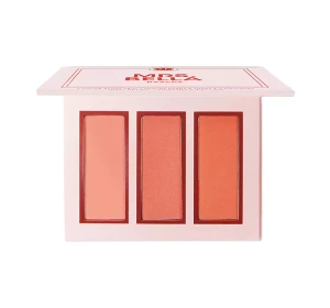 BH Cosmetics x Mrs. Bella blush trio paleta do makijażu Peachy 11g