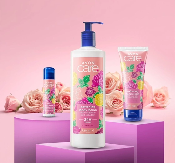 Avon Care rozświetlający balsam do ciała z wodą różaną i masłem shea 400ml