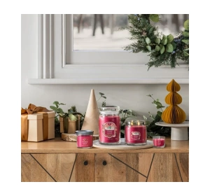 Yankee Candle Signature Apres Ski duża świeca zapachowa Santa on Skis 567 g