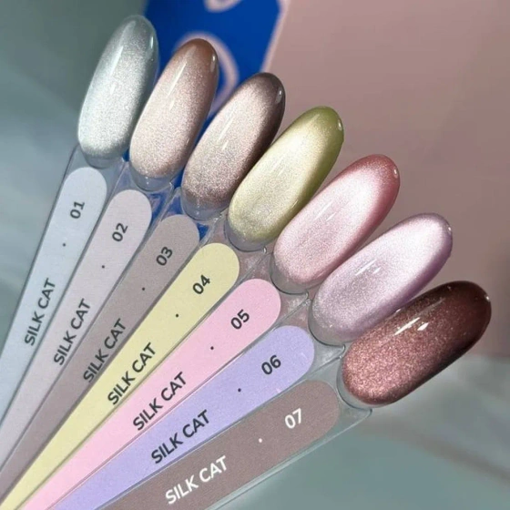 Divna Silk Cat Eye lakier hybrydowy do paznokci z efektem kociego oka 03 9 ml