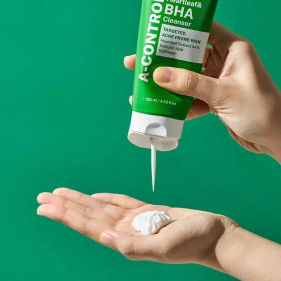 Nine Less A-Control Heartleaf & BHA Cleanser złuszczająca emulsja do mycia twarzy 120 ml