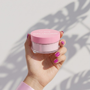 Lovely Ruby Chocolate różowy puder sypki do twarzy 6 g